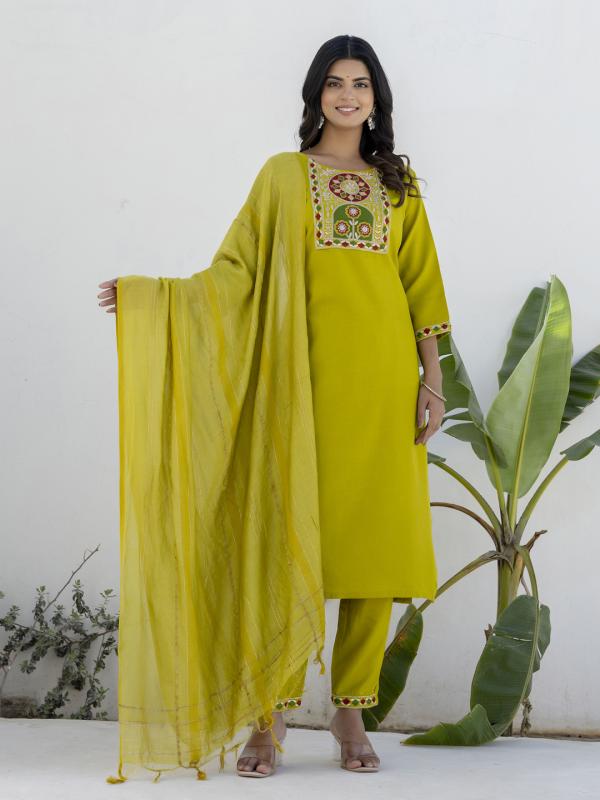 VP 9709 L Women Kurta and Trousers Pant Sets Cotton Blend